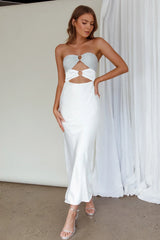 L'Amore Cut-Out Bodice Midi Dress Silver/White